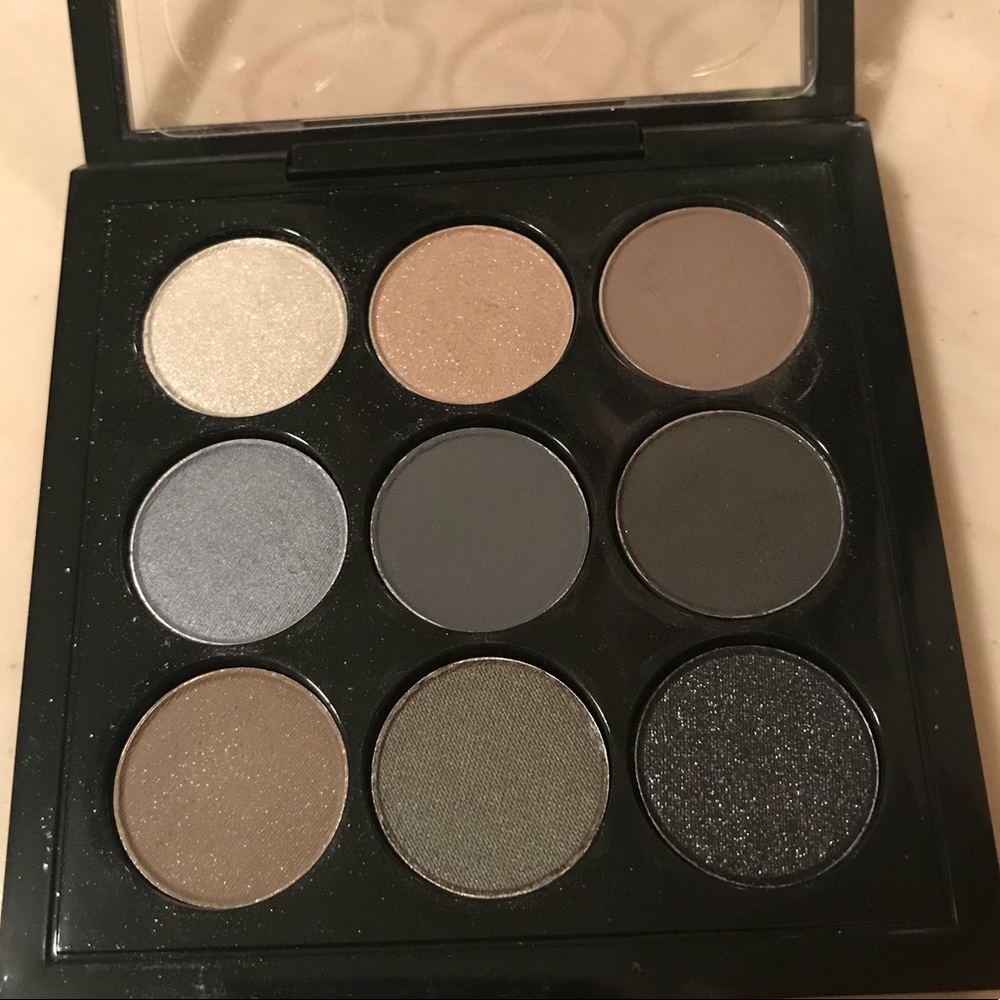 Mac eyeshadow - Navy x 9